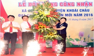 Xã Đồng Tiến đón Bằng công nhận đạt chuẩn nông thôn mới