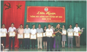 Liên hoan tiếng hát đồng quê huyện Mỹ Hào năm 2018